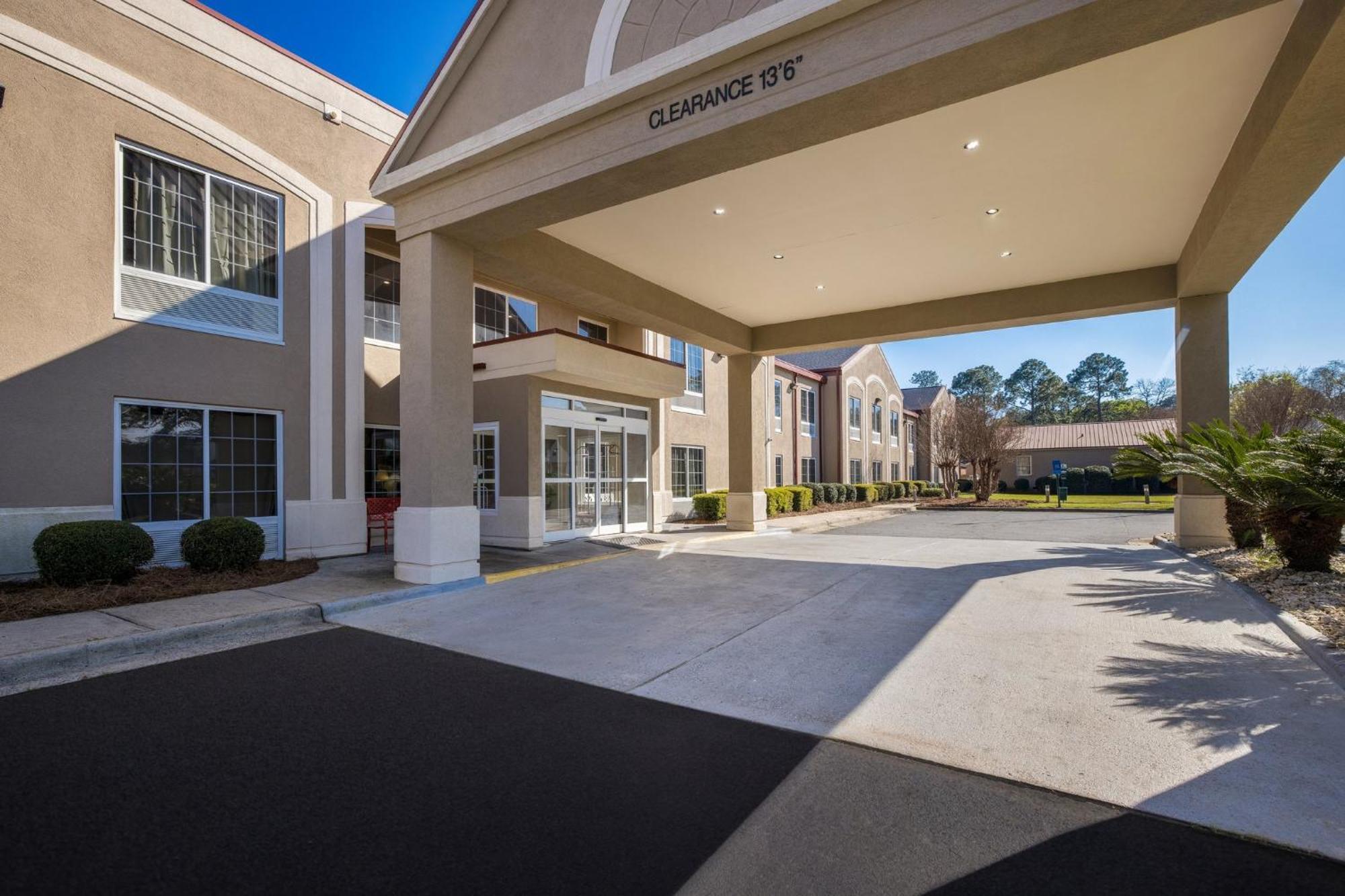 Red Roof Inn & Suites Albany, Ga Exterior photo